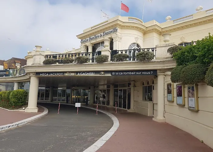 Hyper Centre * 도빌