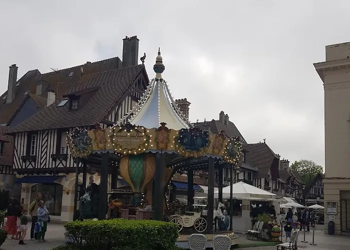 Hyper Centre 아파트